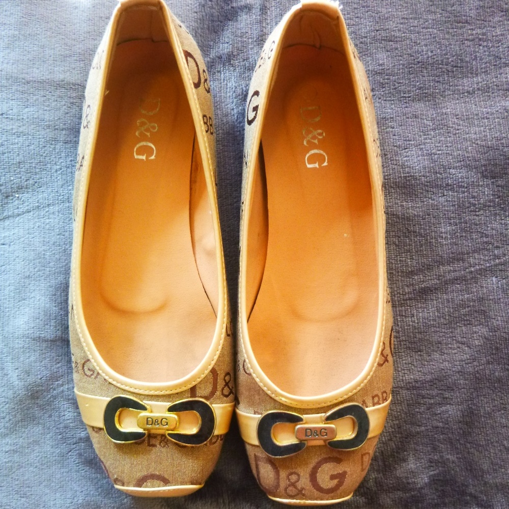 D&G Ballerina flats